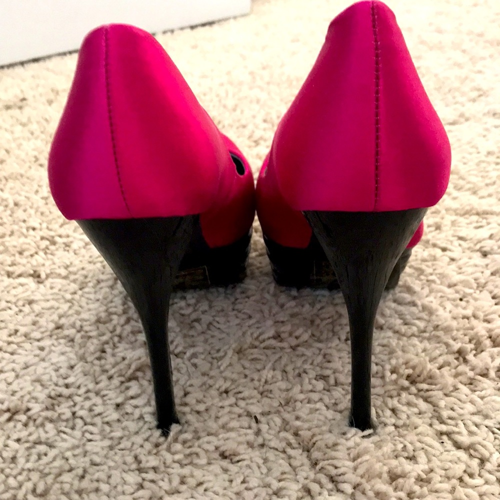 Fuchsia Round Toe Platform Pumps - image 4